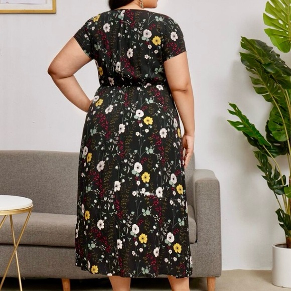 Emery Rose Floral Black Dress - Picture 4 of 10